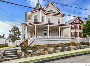 1 Lincoln Pl, Ossining, NY 10562