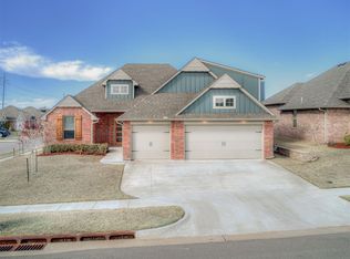 9321 NW 90th St, Yukon, OK 73099