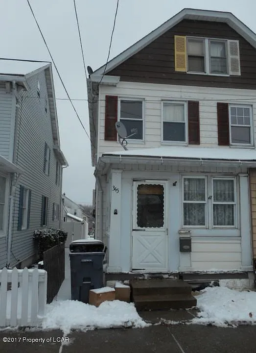 345 Adams St photo 1