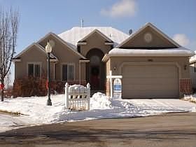 2nd image of 2805 N Wyndom Way