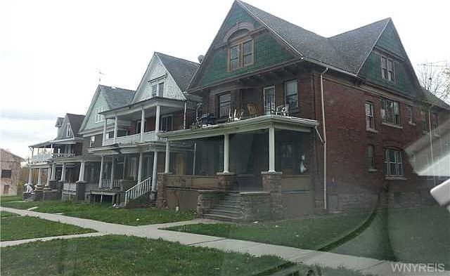 2nd image of 415 9th St