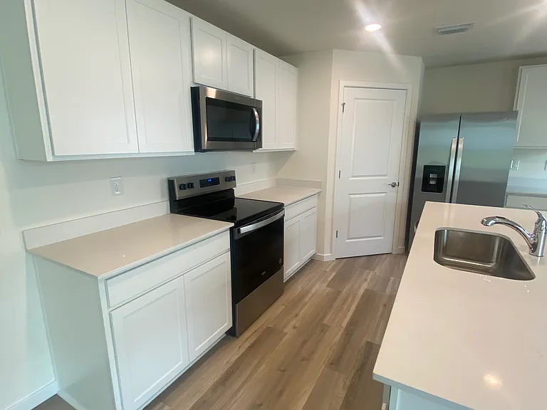 11511 Memorial Dr — Photo 12