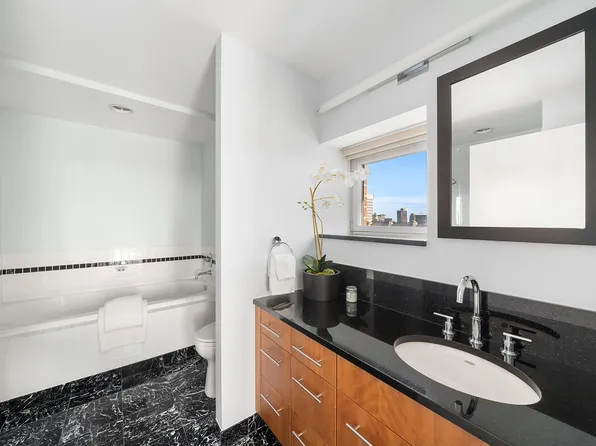 11 East 29th Street image 8 of 9