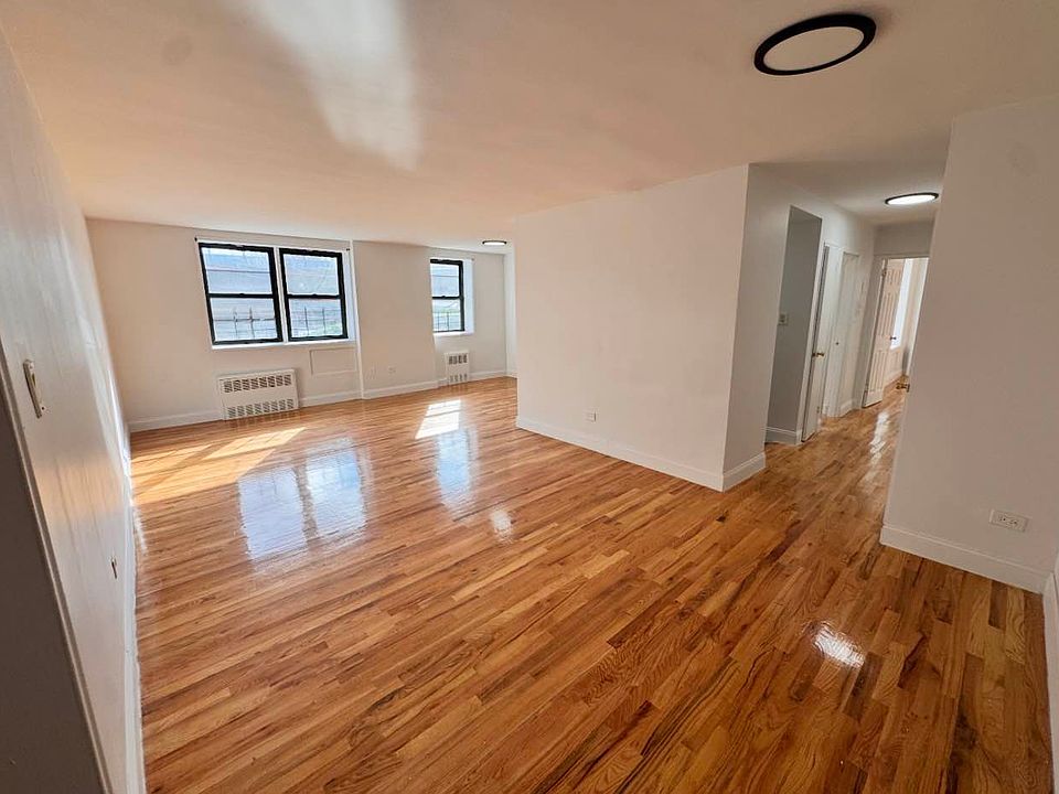1st image of 2170 University Ave Unit 6P