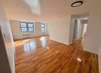 2170 University Avenue, #6P