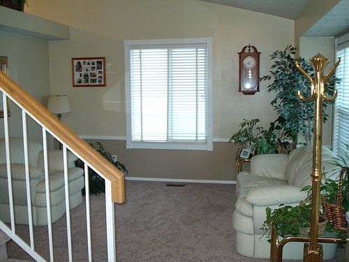 4th image of 5649 W Hunter Hollow Dr