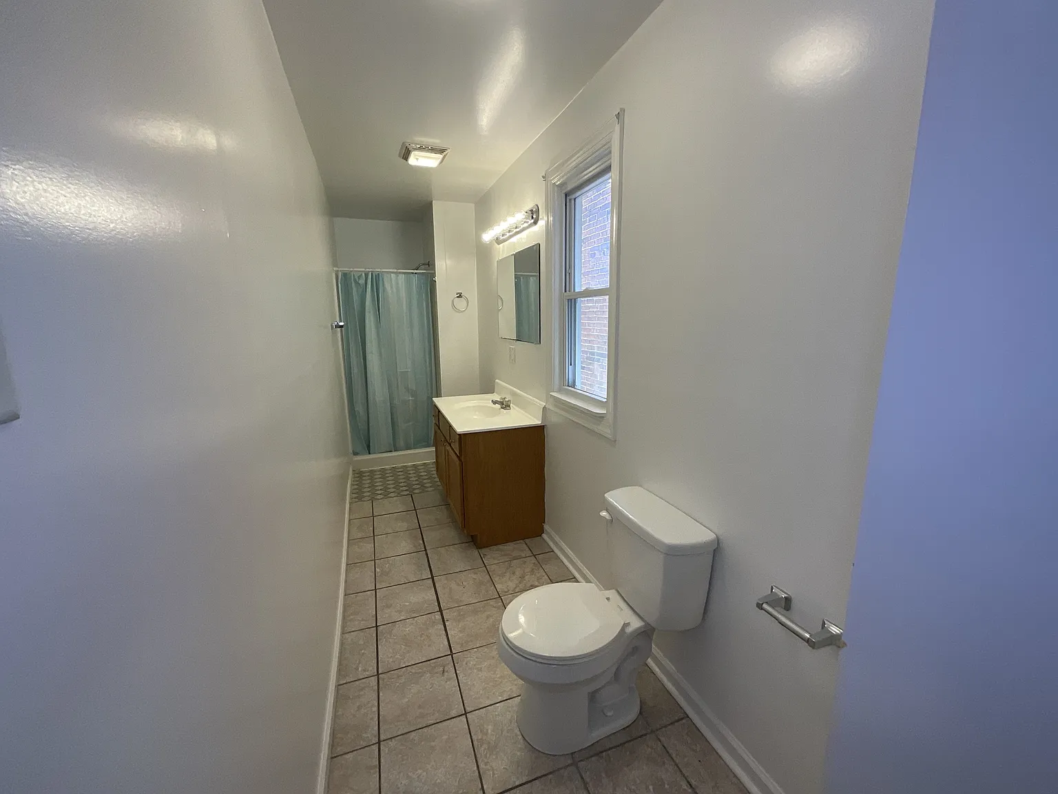233 W Jackson St, York - A — Photo 4