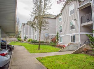 18641 SW McClarey Dr APT 17, Beaverton, OR 97007