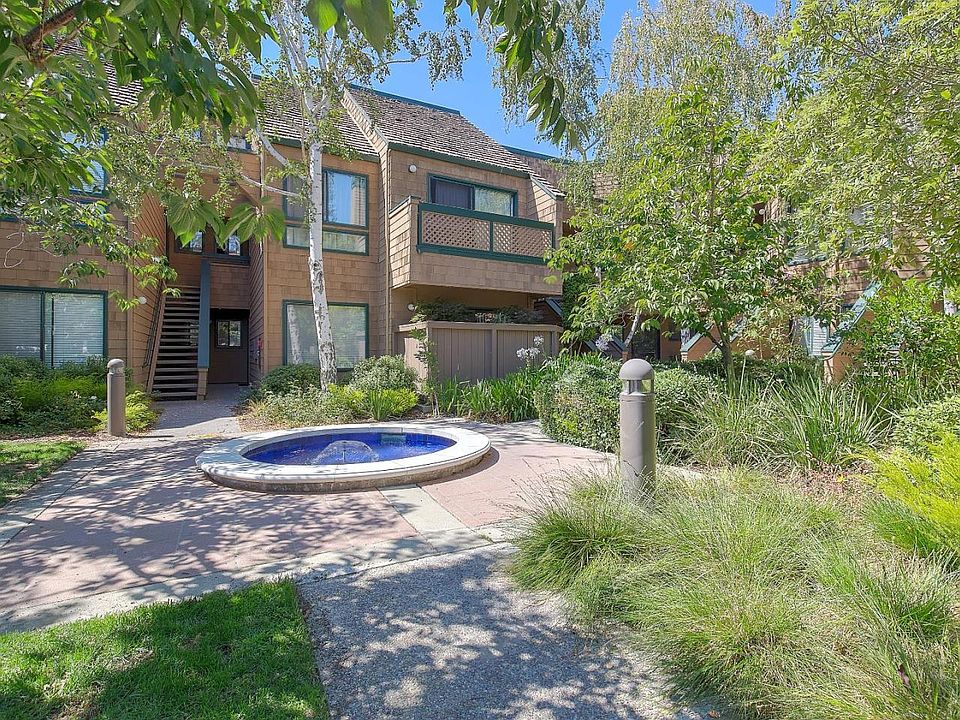 1st image of 22 Pelican Ln