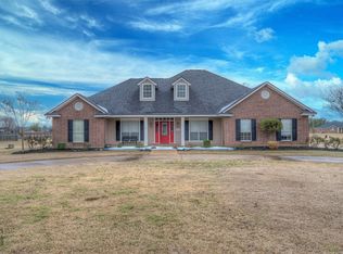 105 Dana Ln, Bossier City, LA 71111