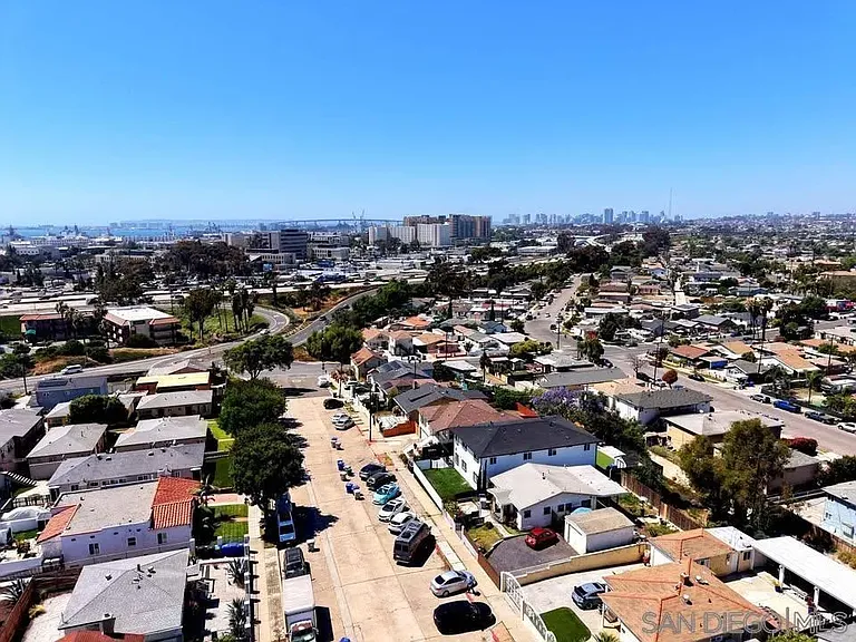 3934 1/2 Marine View Ave — Photo 29