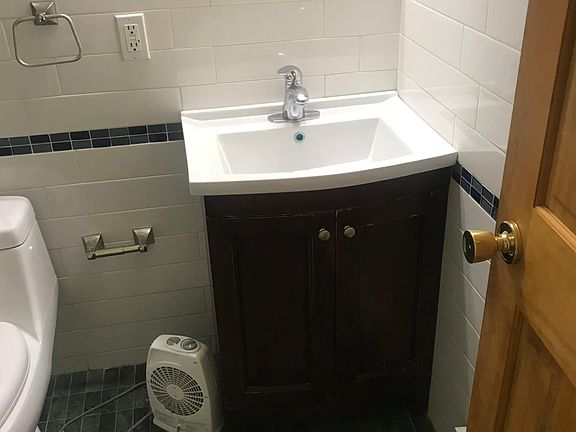 5th image of 7134 66th St