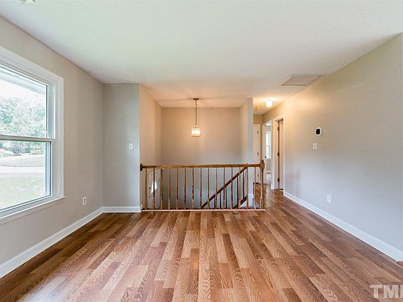 4th image of 3901 Tyne Dr