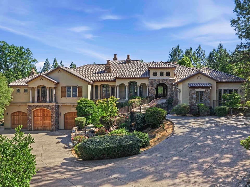 1st image of 17107 Winchester Club Dr