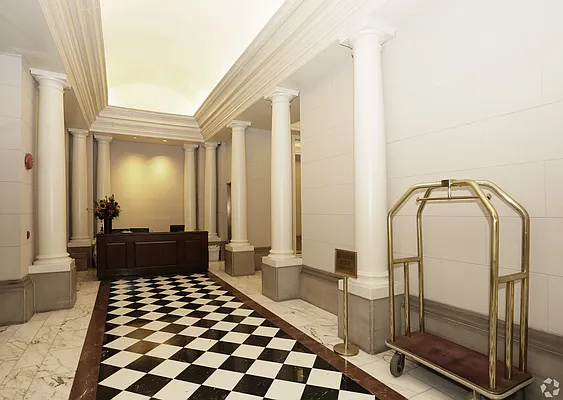 Rented by 280 Park Avenue South Realty | media 9