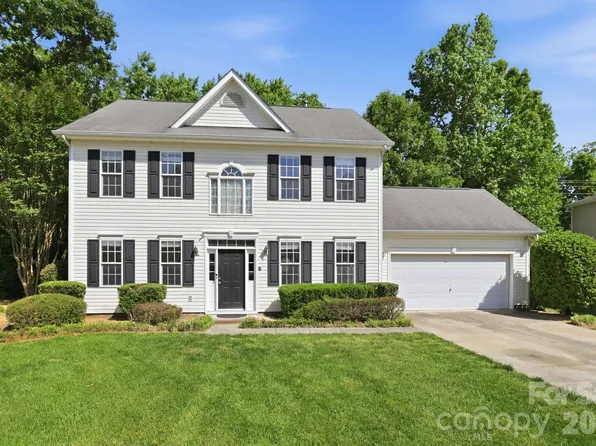 3916 Grace Ct, Indian Trail, NC 28079