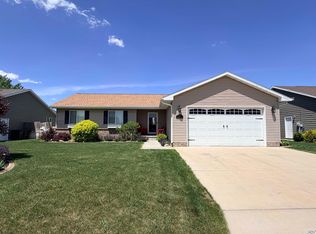 3917 W Park Dr, North Platte, NE 69101