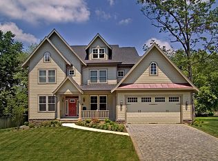 6813 31st St N, Arlington, VA 22213