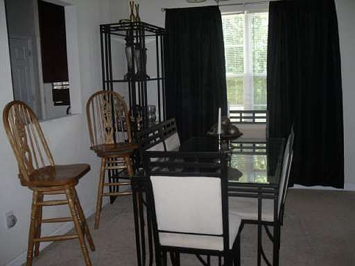 5th image of 115 Brixton Cir
