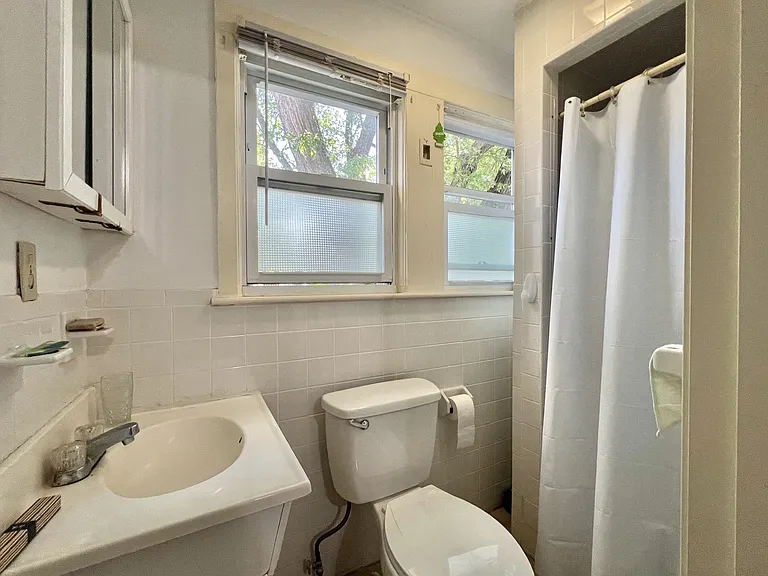 18 Richardson St #16 — Photo 16