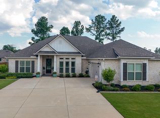 97 Mill Pond Cv, Freeport, FL 32439