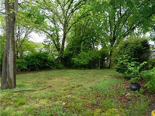 2nd image of 19 Mercer Rd