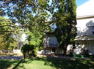 302 Blauvelt Rd, Monsey, NY 10952