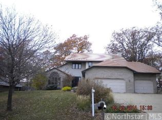 7745 Kingsview Ln N, Maple Grove, MN 55311