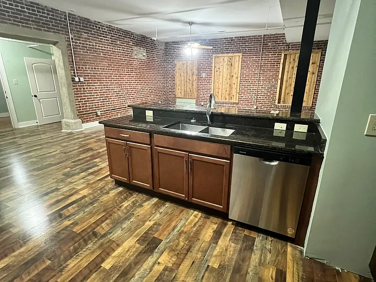 619 Ryan St #205 — Photo 11