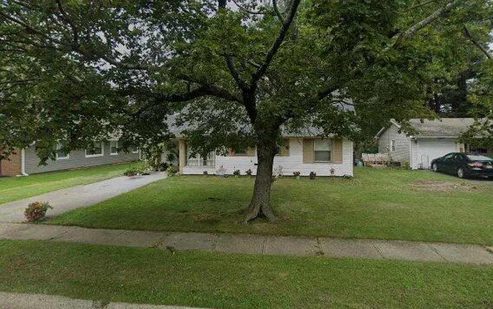 57 Montclair Ln