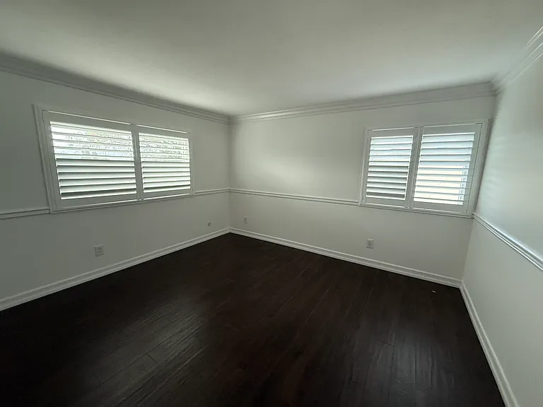5975 Broadmoor Dr — Photo 9