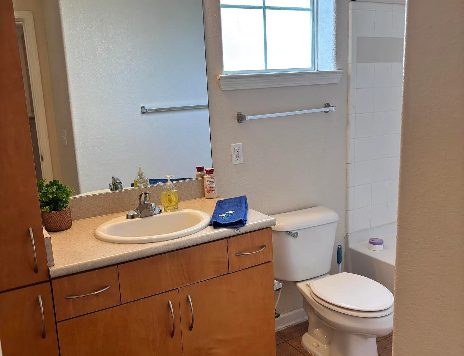 2 bed, 2.0 bath, 1100 sqft, $1,500 — Photo 3