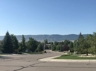 880 Recluse Ct, Casper, WY 82609