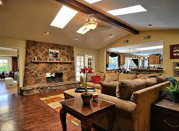 5th image of 5140 Silverbell Ln