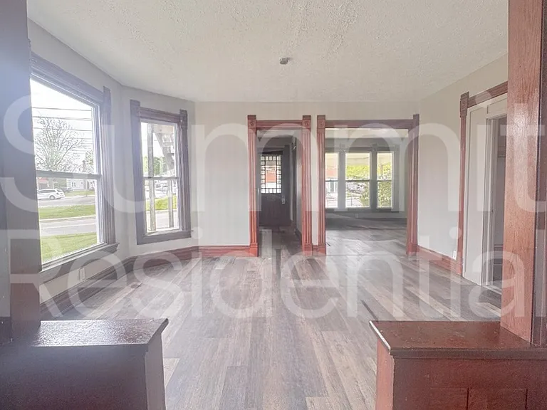 188 Marion Ave — Photo 7
