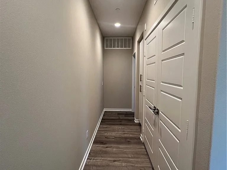 177 Magnet — Photo 15