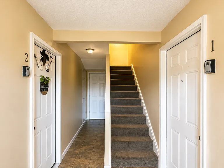 4240 Loomis Ave #4 — Photo 13