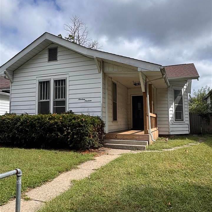 1st image of 1919 N 8th St
