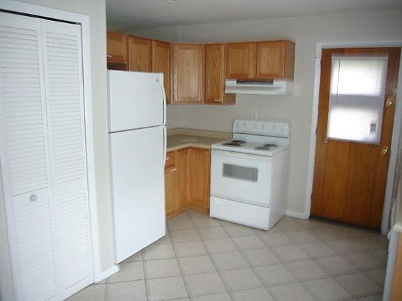 4th image of 2418 Bonnieview Ave