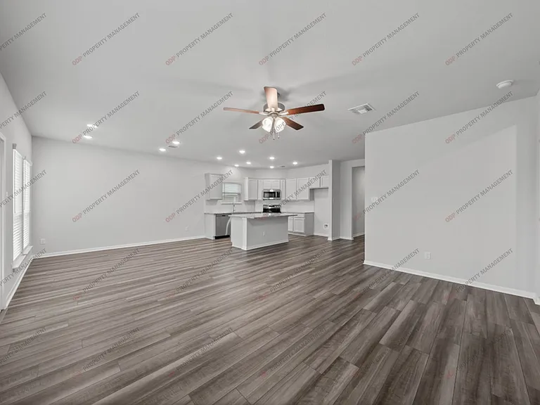 2034 Zabcikville Dr — Photo 22
