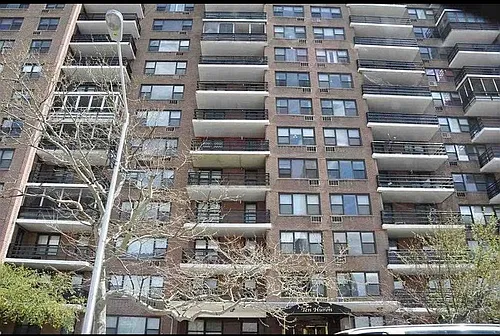 10 Huron Ave Photo 1