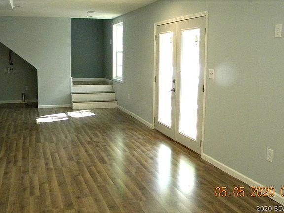 4th image of 28236 Greenberry Dr