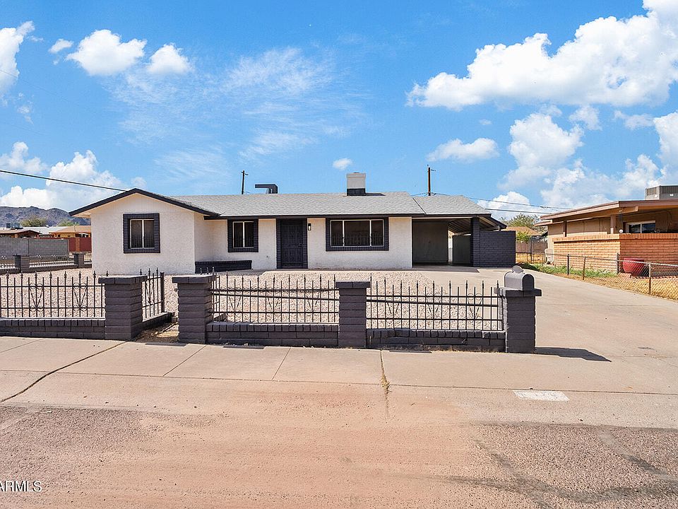 1st image of 301 W DESERT Drive