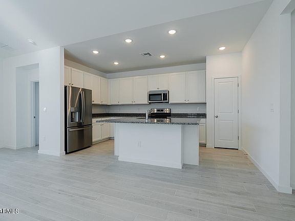 3rd image of 16850 N Dante Way