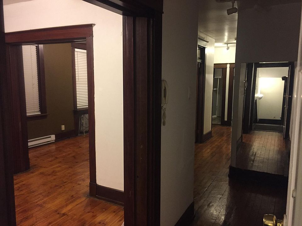 hall way den and living room