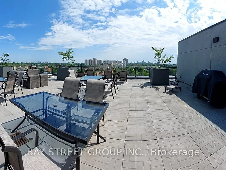 2433 Dufferin St #206 — Photo 23
