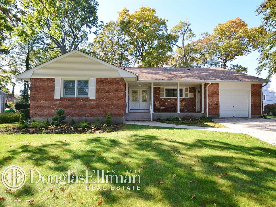 1st image of 50 Park Dr E