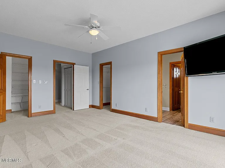 867 Castleberry Ct — Photo 14
