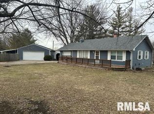 16250 E Cherokee Rd, Cuba, IL 61427