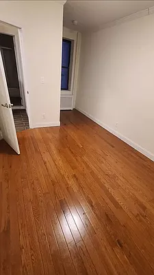 Rented by United Realty Equities | media 18